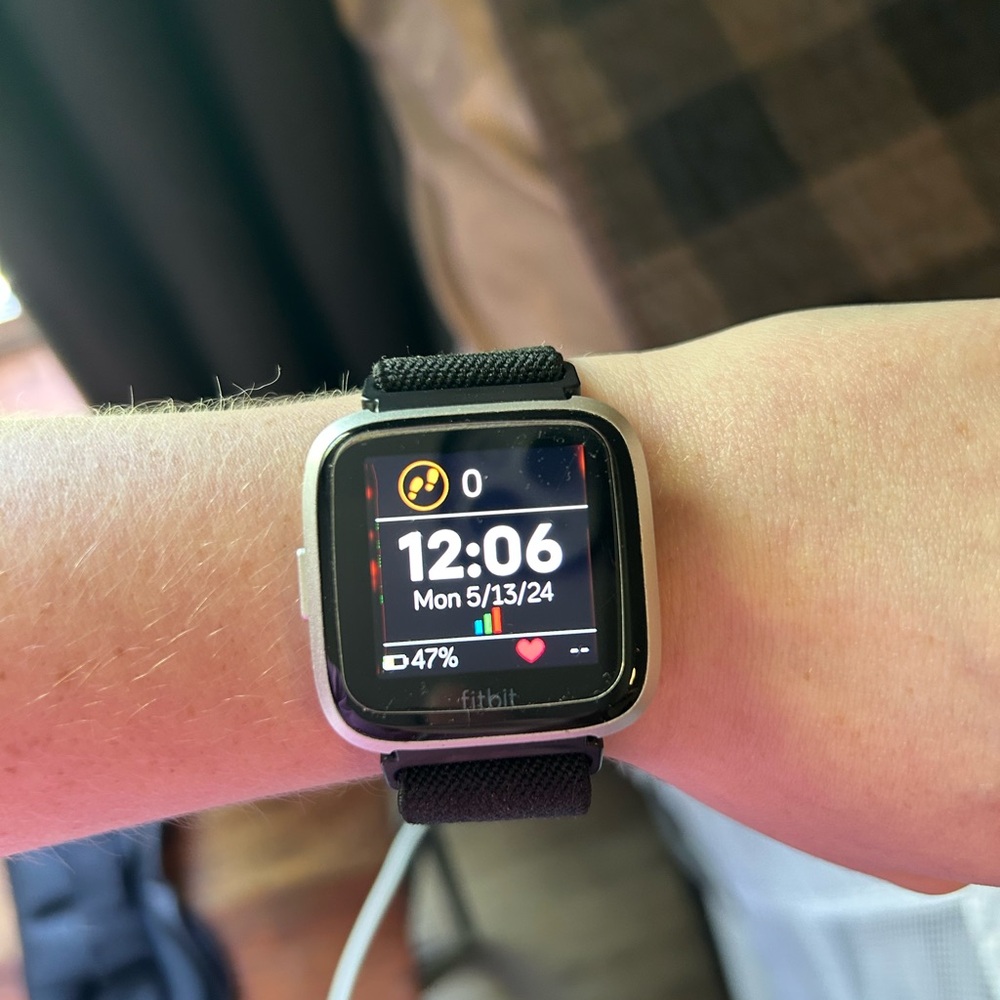 Fitbit Versa Lite